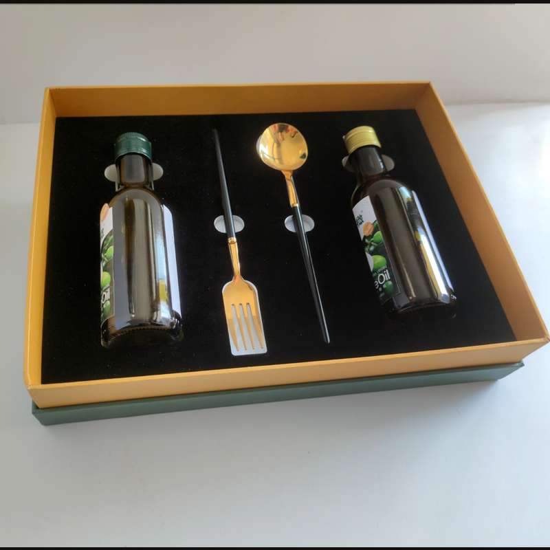 EVA內(nèi)襯包裝生產(chǎn)廠家.jpg EVA內(nèi)襯包裝生產(chǎn)廠家.jpg